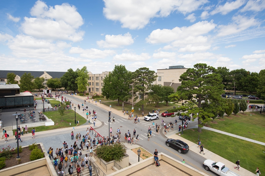 UofA freshman class enters with record GPA
