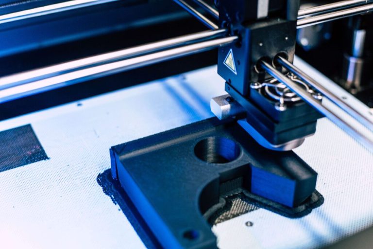 University of Arkansas Libraries invites students to enter 3D printing contest