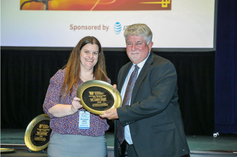 Former UofA professor inducted into Arkansas Broadcasters Hall of Fame