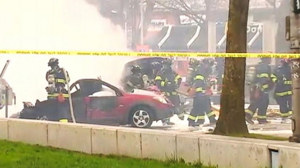 Two Killed in Helicopter Crash Near Seattle Space Needle